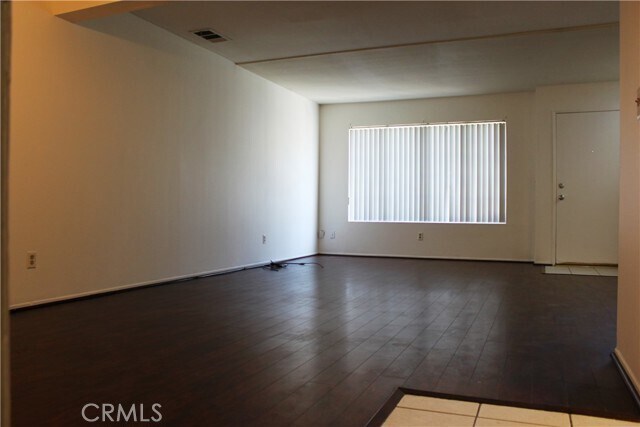 Foto del edificio - 12235 Pine St