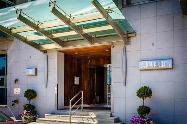 Foto principal - 689 Marin Blvd