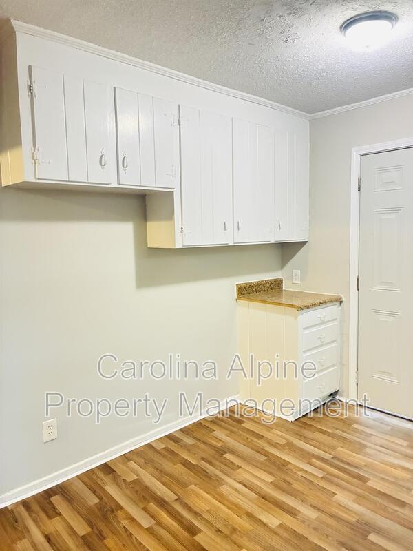 Foto del edificio - 1500 Hateras Ave