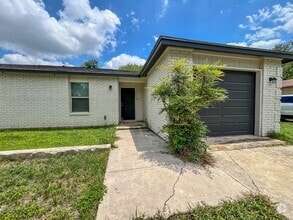 Building Photo - 1518 Eichen Rd