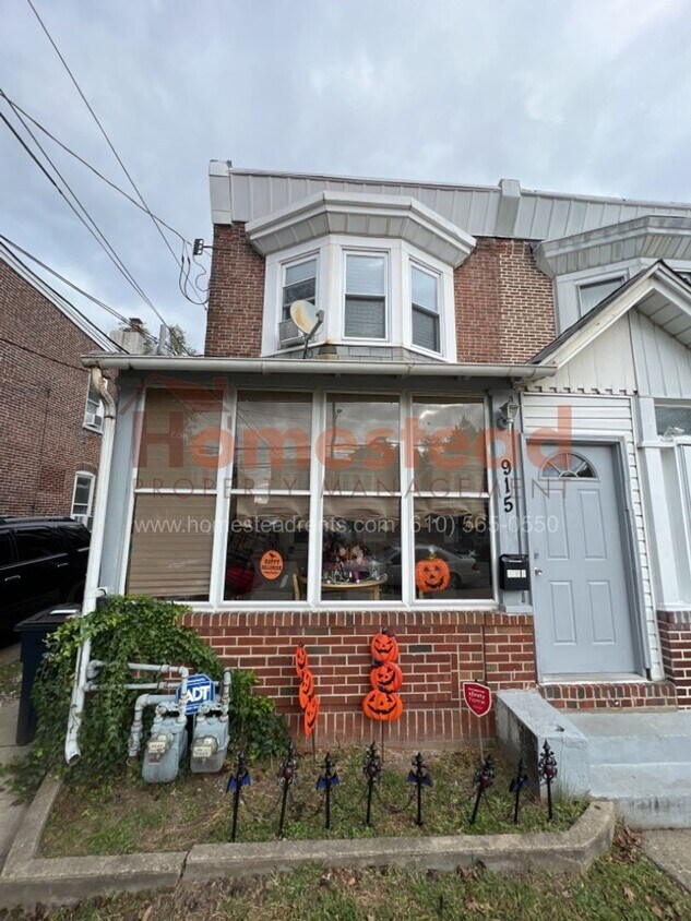 915 Saville Ave Unit Rear, Crum Lynne, PA 19022 Room for Rent in Crum