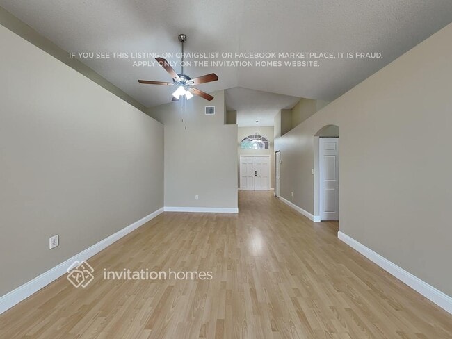 Foto del edificio - 5459 NW 120th Ave