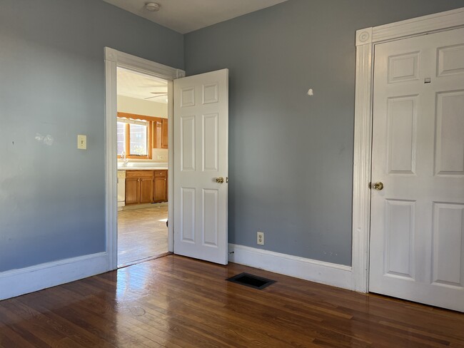 Foto del edificio - 319 Highland Ave