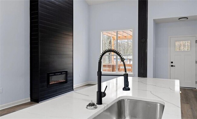 Foto del edificio - 7089 Wade Rd