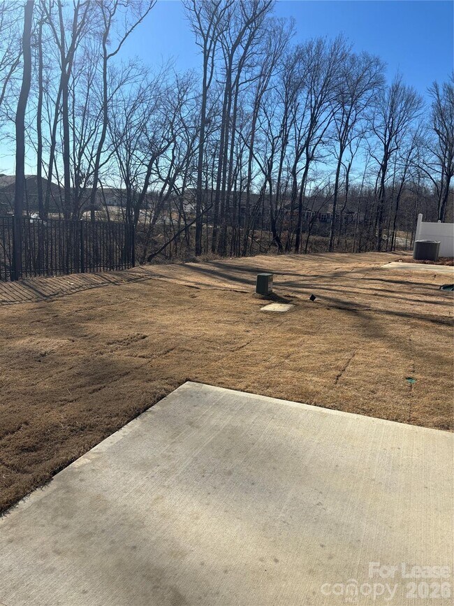 Foto del edificio - 2012 Highland Park Dr