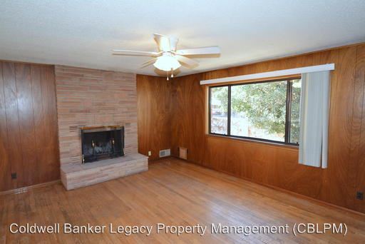 Building Photo - 2825 Mesilla St NE