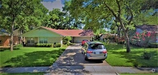 Building Photo - 502 Forest Cir