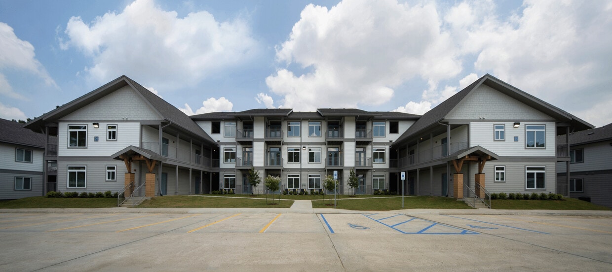 Retreat at Brightside Apartments in Baton Rouge, LA