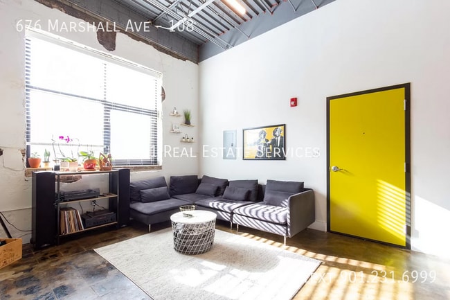 Building Photo - 676 Marshall Ave