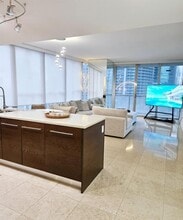 Building Photo - 475 Brickell Ave