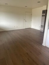 Building Photo - 454 Umatilla St