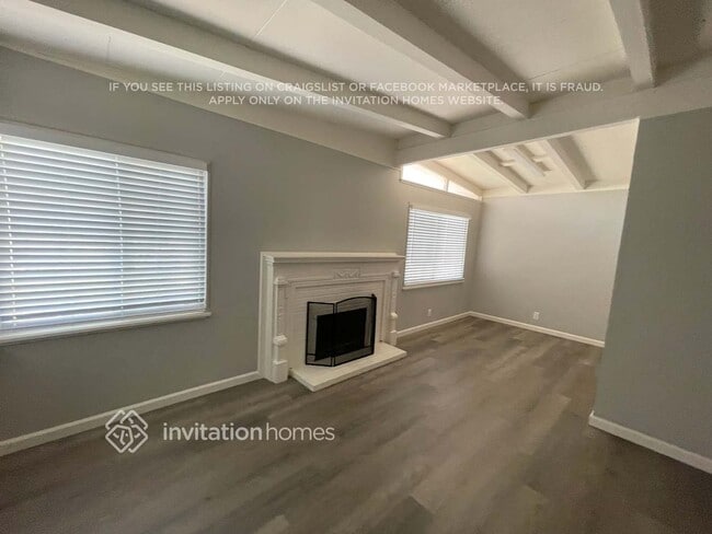 Building Photo - 400 Cabrillo Ave