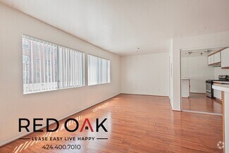 Building Photo - 500 S St Andrews Pl
