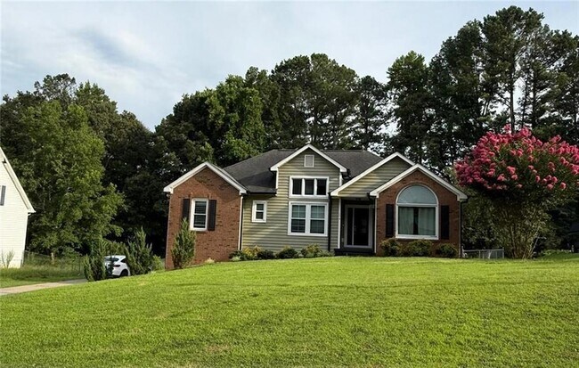 Building Photo - 154 Camden Woods Dr