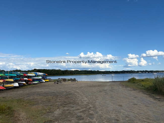 Building Photo - 27 Laurel Ln