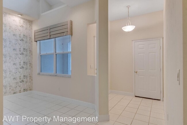 Building Photo - 3 br, 2 bath House - 1127 Athlone Way