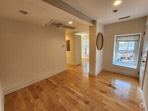 Building Photo - 5226-30 Ridge Ave