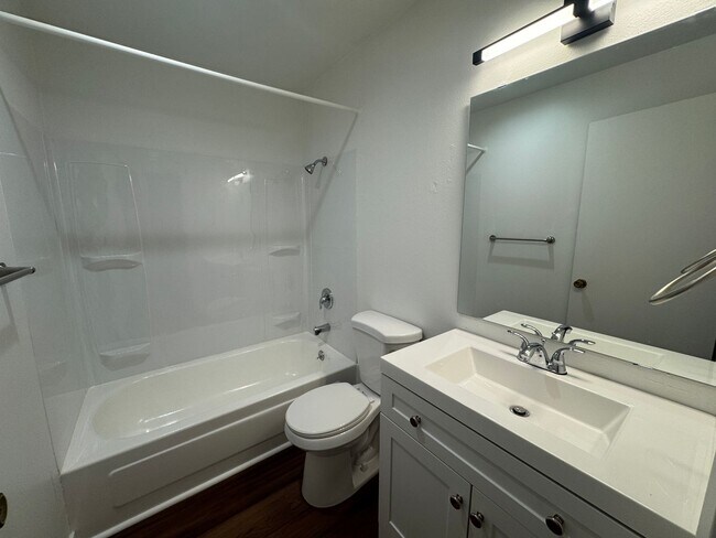 Interior Photo - Bayview Apartments