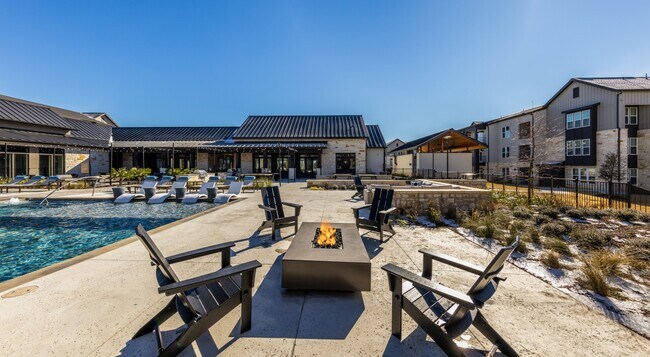 Building Photo - Sunny 3BR Retreat: Your Urban Haven in Austin