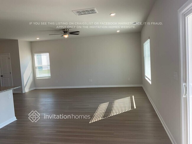 Building Photo - 3315 Fox Hall Dr