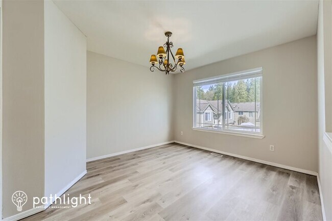 Building Photo - 5308 Picnic Point Rd, Edmonds, WA, 98026