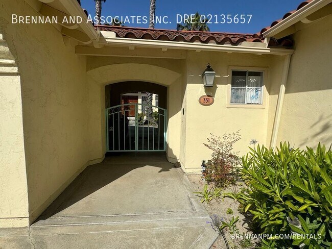 Building Photo - Fully Furnished, Short-Term Rental, All Ut...