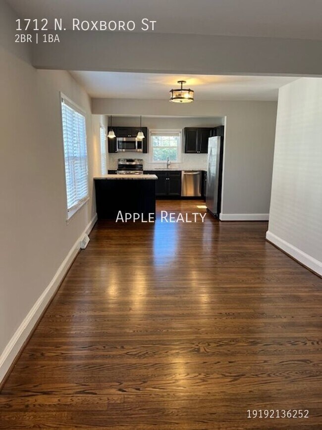 Building Photo - 1712 N Roxboro St - Available Now!