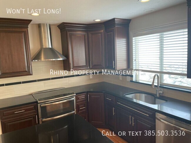 Foto del edificio - 10329 Ashley Mesa Ln