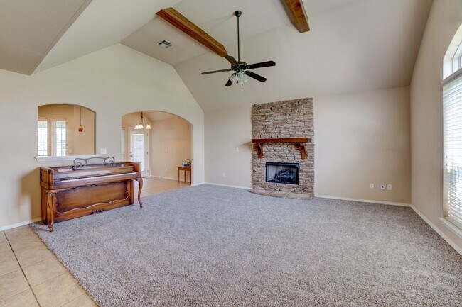 Foto del edificio - Tulsa Beauty Available Beginning of Januar...