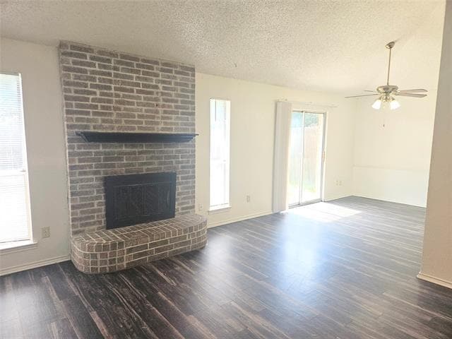 Foto del edificio - 7601 Creekmoor Dr