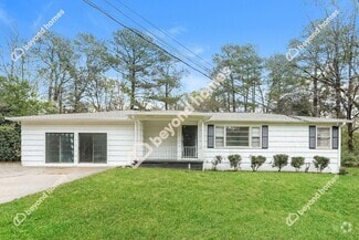 Building Photo - 245 Lake Dr Cir NE
