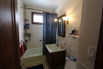 Building Photo - 10 Seagrave Rd
