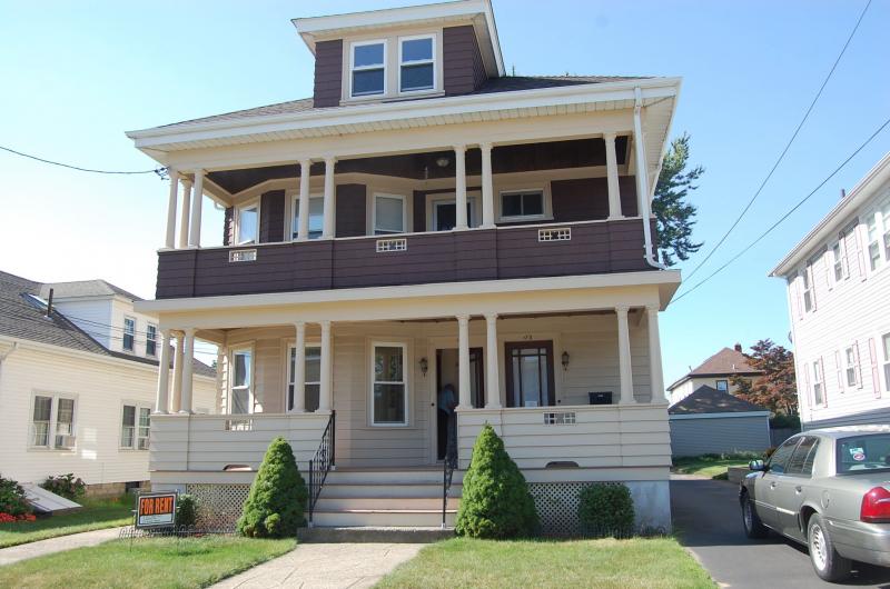 Primary Photo - 175 Orchard St