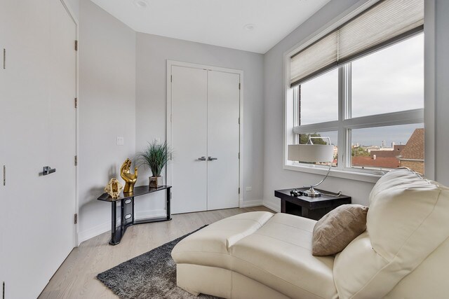 Foto del edificio - 2378 N Elston Ave