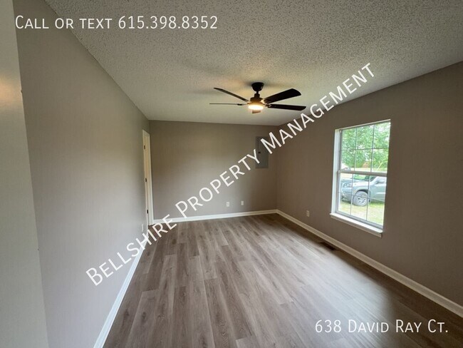 Foto del edificio - 638 David Ray Ct