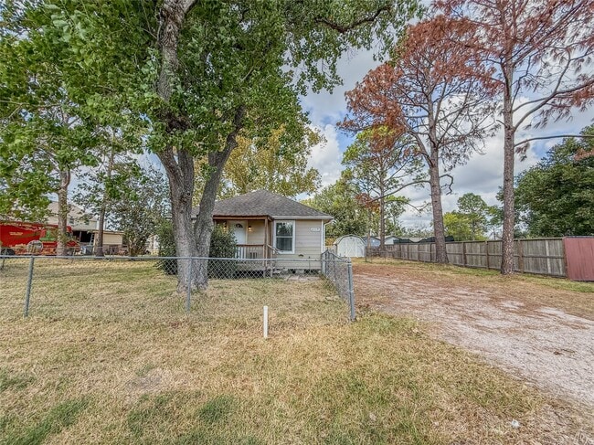 Building Photo - 6009 Jerrycrest Dr