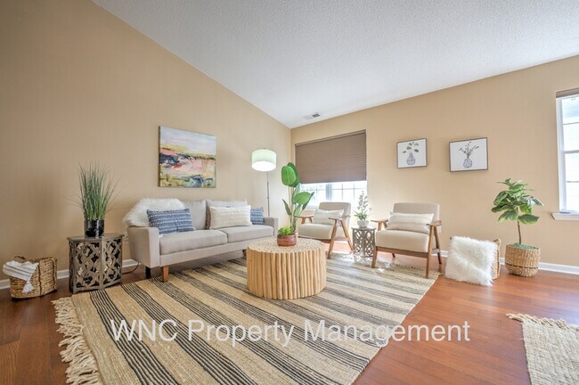 Foto del edificio - 302 Creeks End Cir