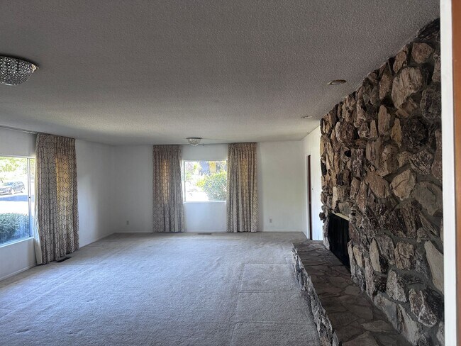 Foto del edificio - HOUSE