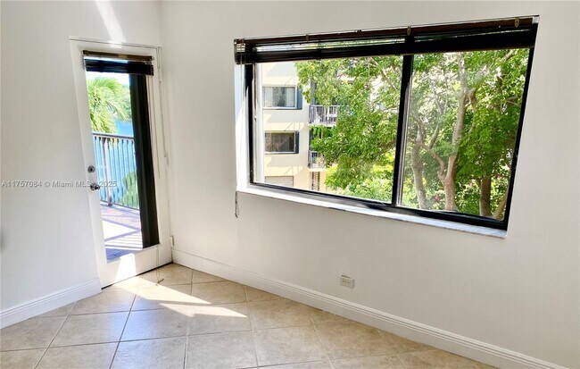 Foto del edificio - 6601 SW 116th Ct