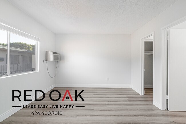 Foto del edificio - 7015 Newlin Ave