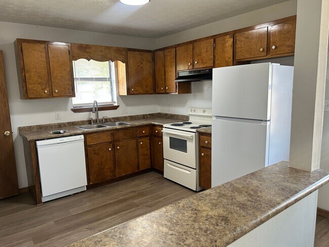 Foto del edificio - 125/127 Deer Creek Dr