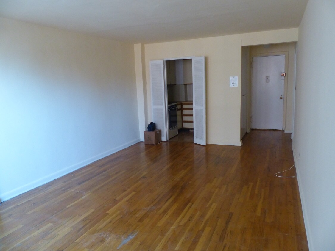 View towards kitchen - 1075 Sheepshead Bay Rd