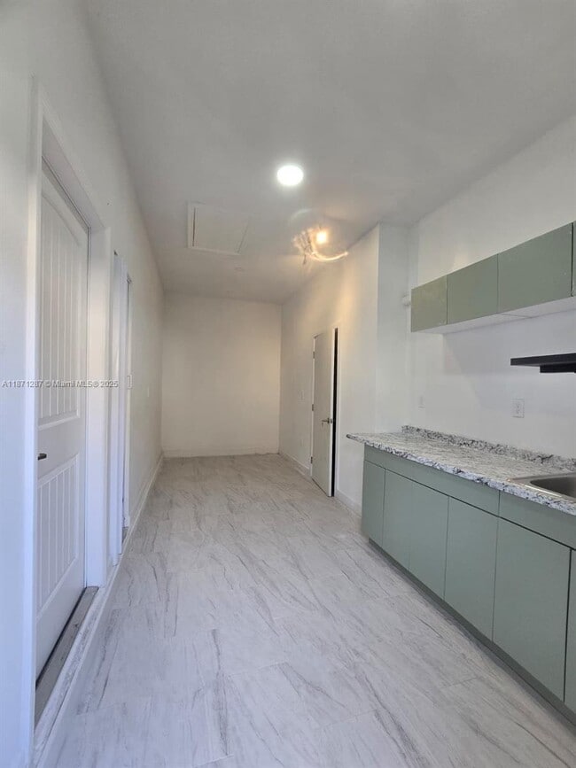 Foto del edificio - 13137 SW 284th St
