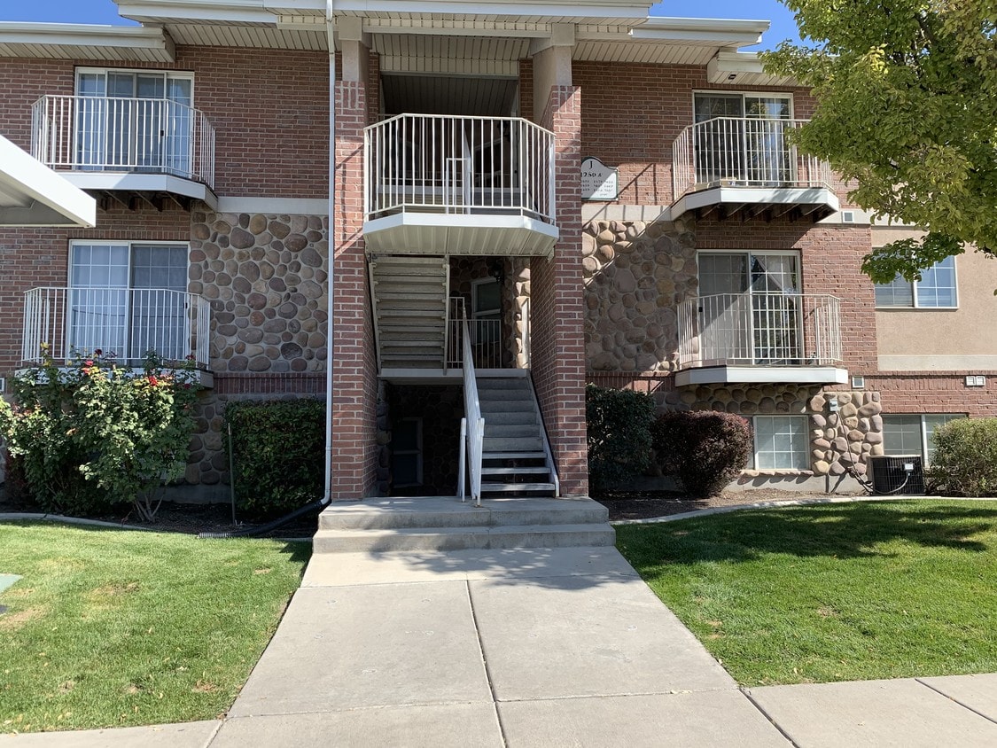 1448 N 1250 W, Orem, UT 84057 Condo for Rent in Orem, UT