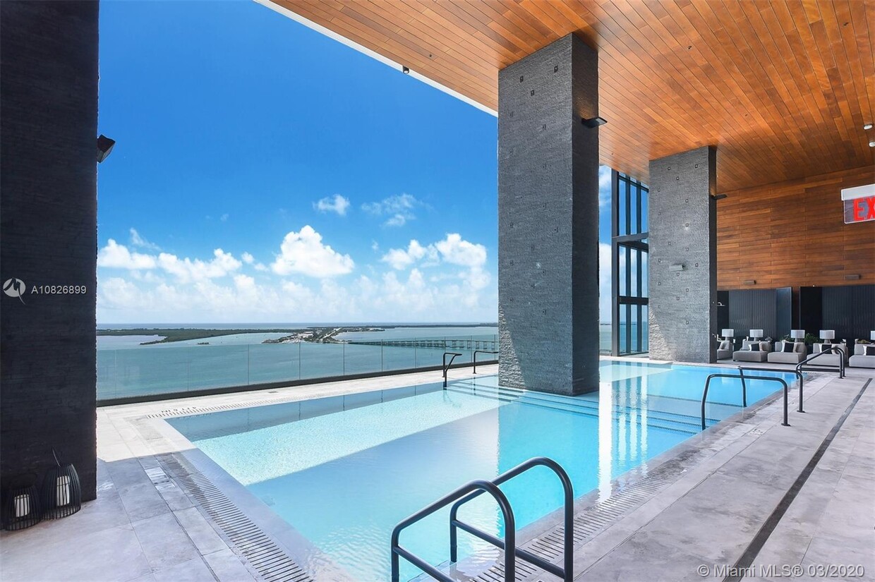 Foto principal - 1451 Brickell Ave