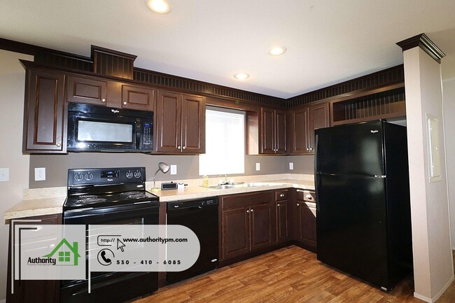 Building Photo - 21311 Old 44 Dr