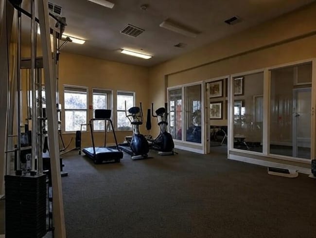 Building Photo - 6115 Old Quarry Loop