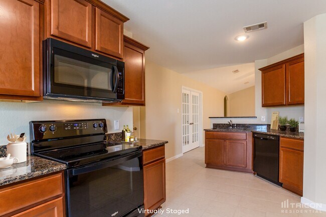 Building Photo - 928 American Monarch Dr