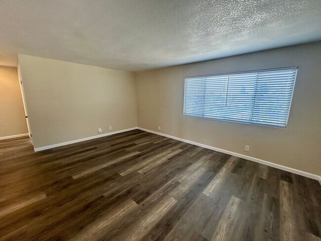Foto del edificio - 1566 167th Ave
