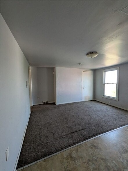 Foto del edificio - 447 Hays Ave